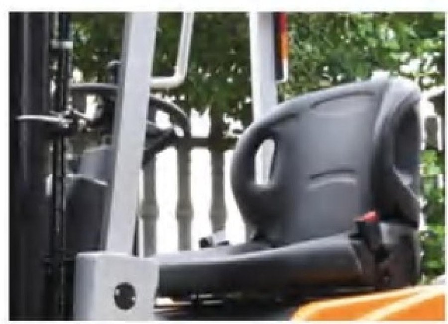 Double Pallet Riding Stacker Detail 2