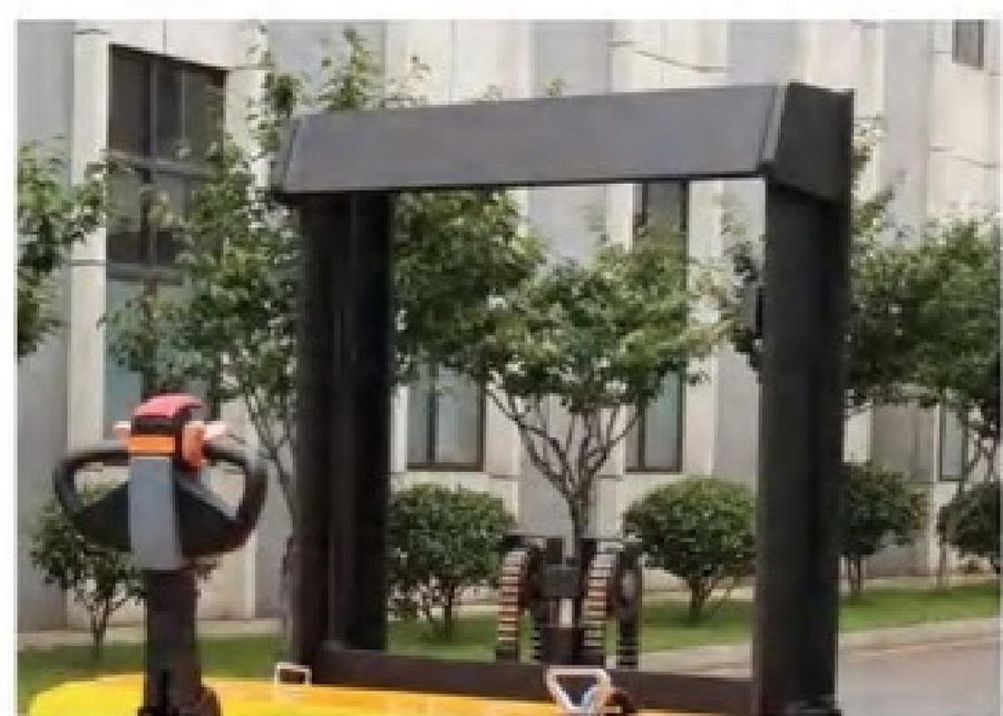 Self-Loading Stacker Detail 3