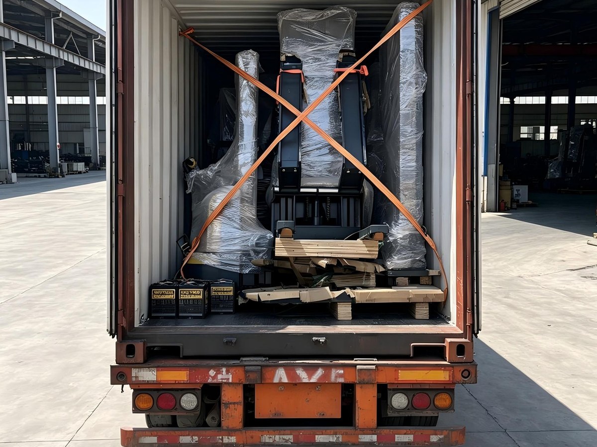 Strapping and securing in container